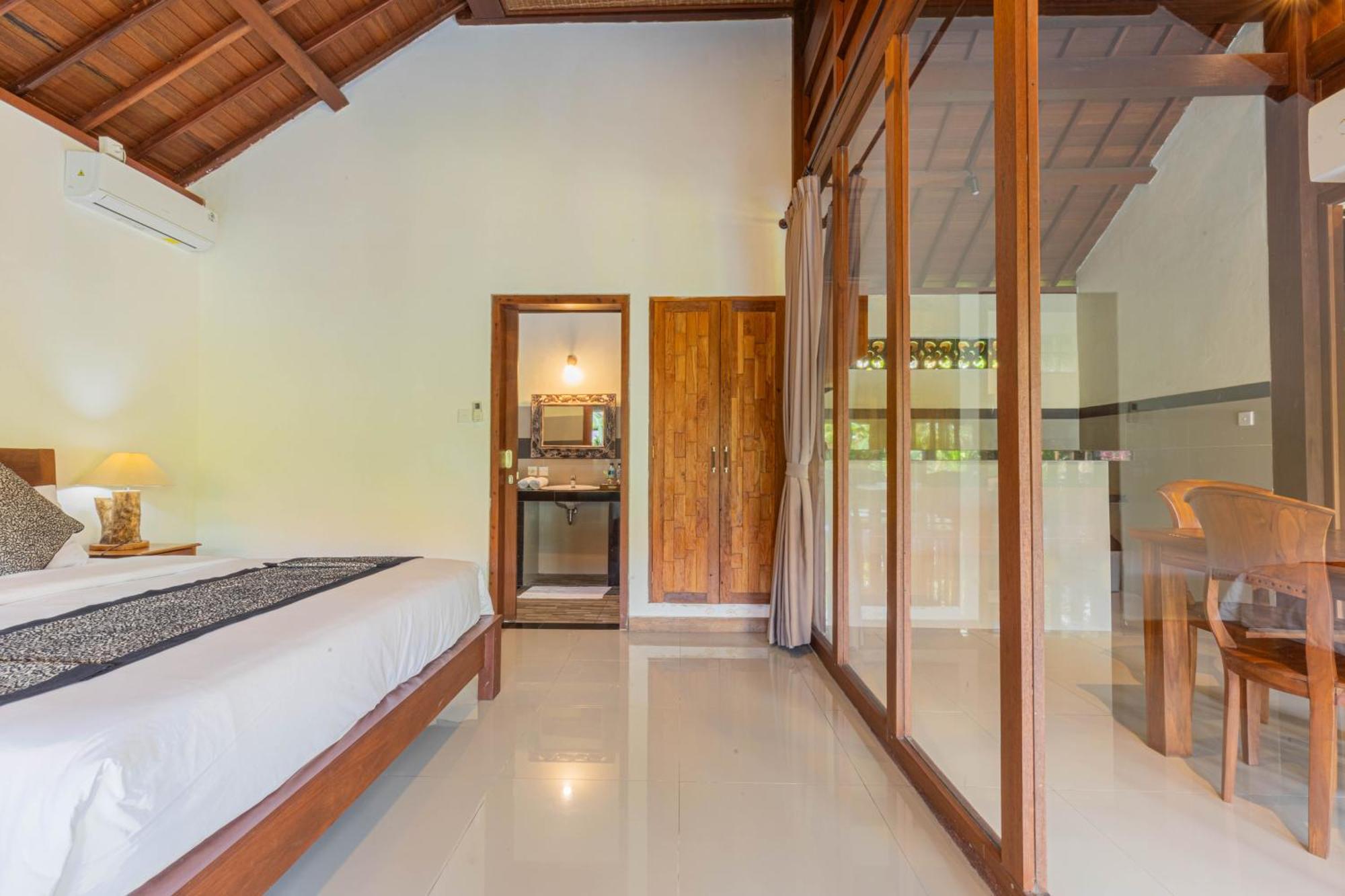 Sari Bamboo Bungalows ウブド 部屋 写真
