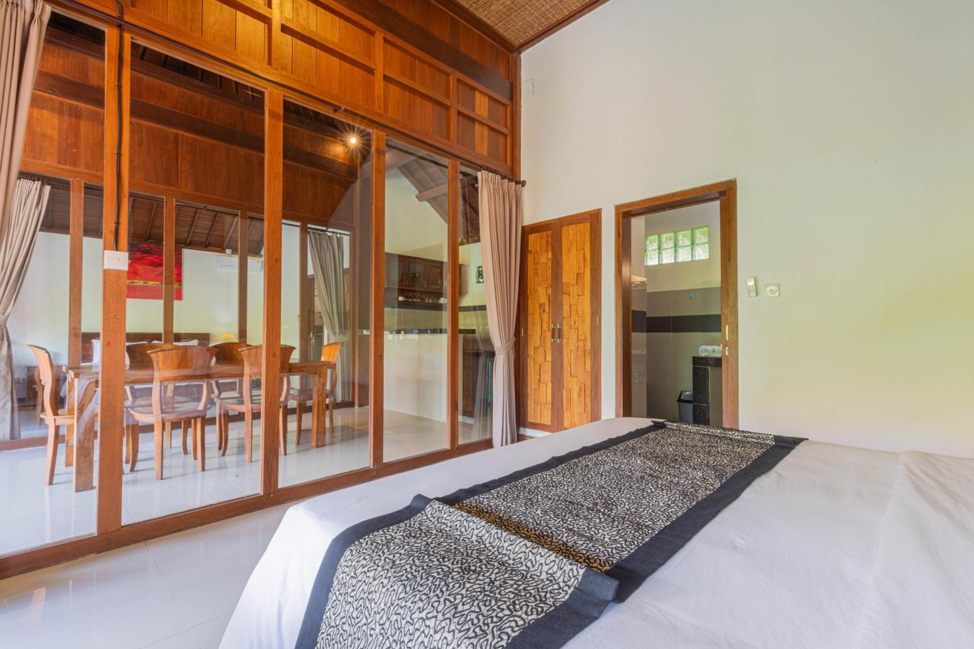 Sari Bamboo Bungalows ウブド 部屋 写真