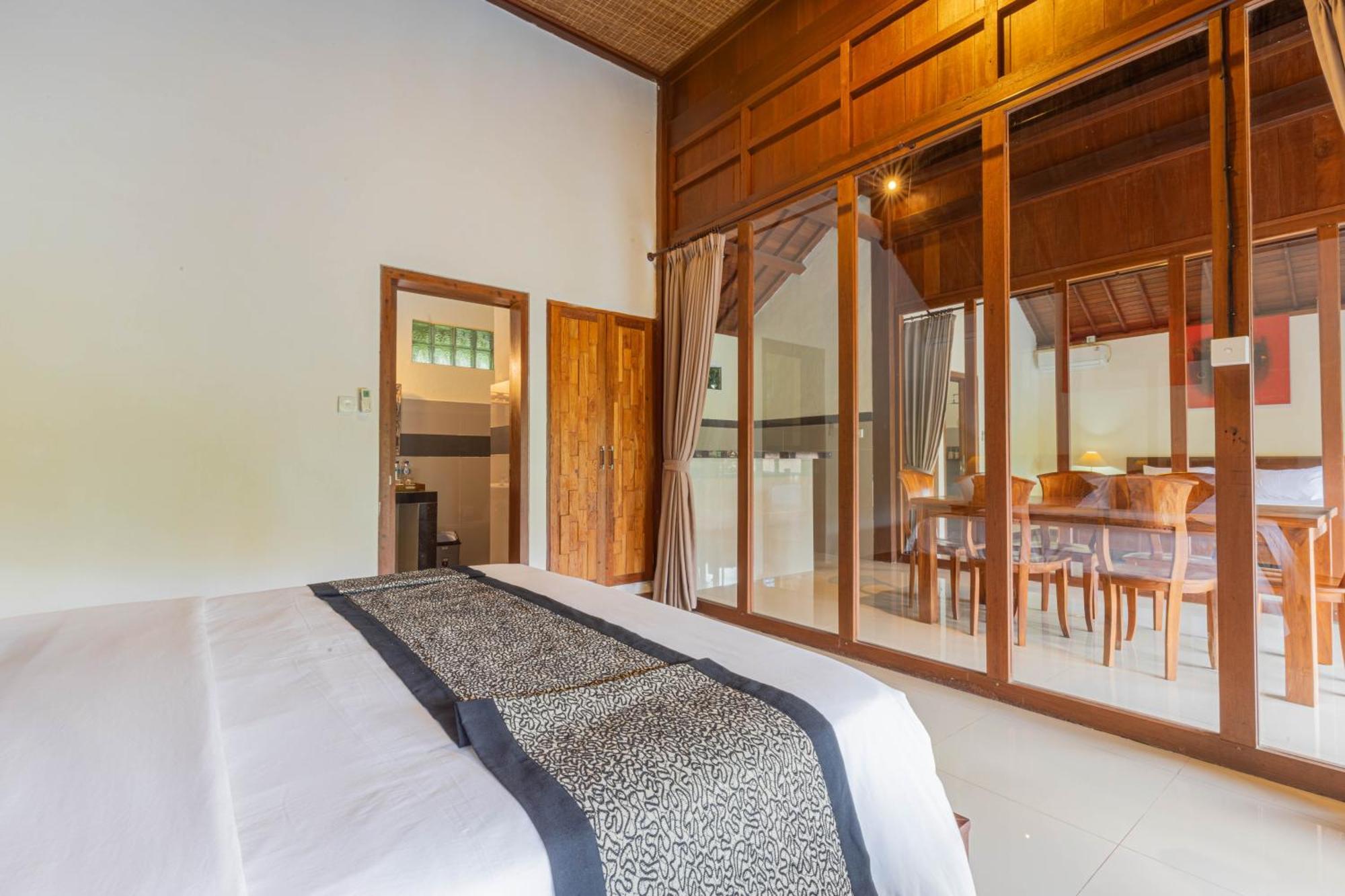 Sari Bamboo Bungalows ウブド 部屋 写真